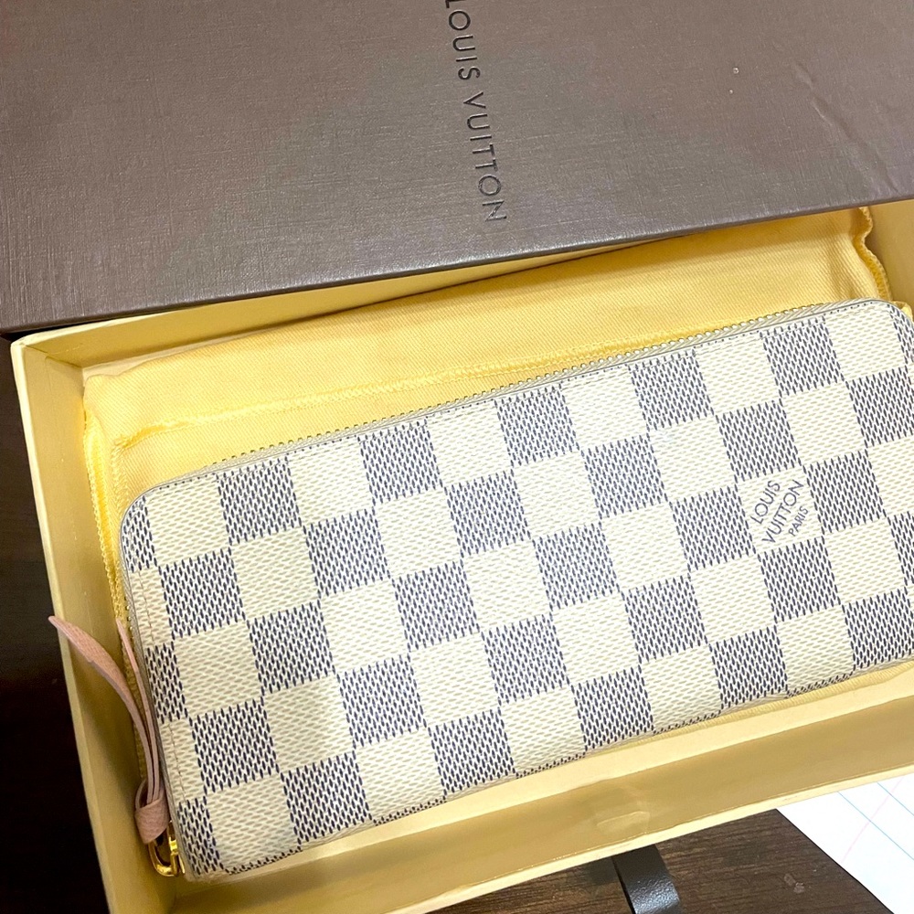 Authentic Louis Vuitton Clemence wallet